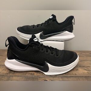 Nike Kobe Mamba Focus Blk/Wht Shoes AJ5899-002 Size Men’s 7.5 or Women’s 9